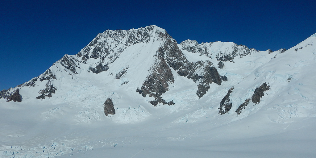 New Zealand Mountains Summer 2015 feature image